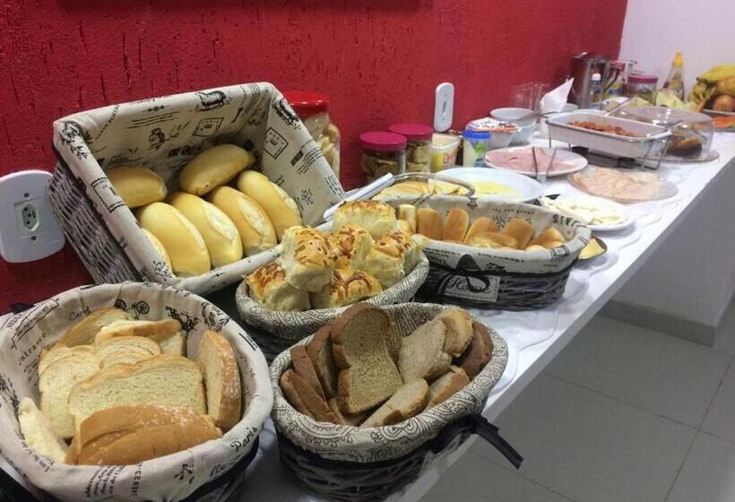 Hostel Trevo De Arraial Pousada Em Cabo Frio