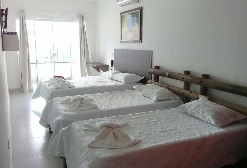 Hostel Trevo De Arraial Pousada Em Cabo Frio