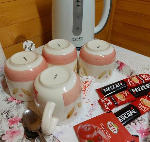 هتل کپسول Etno Selo Eden