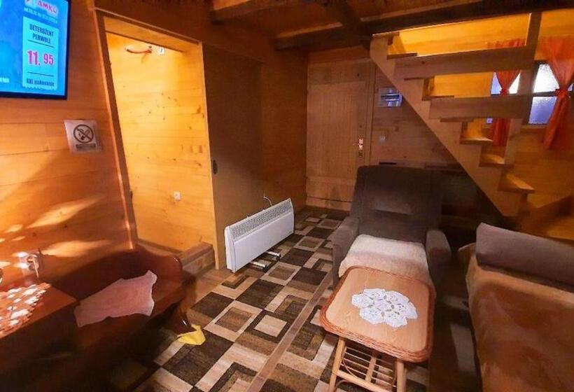 هتل کپسول Etno Selo Eden