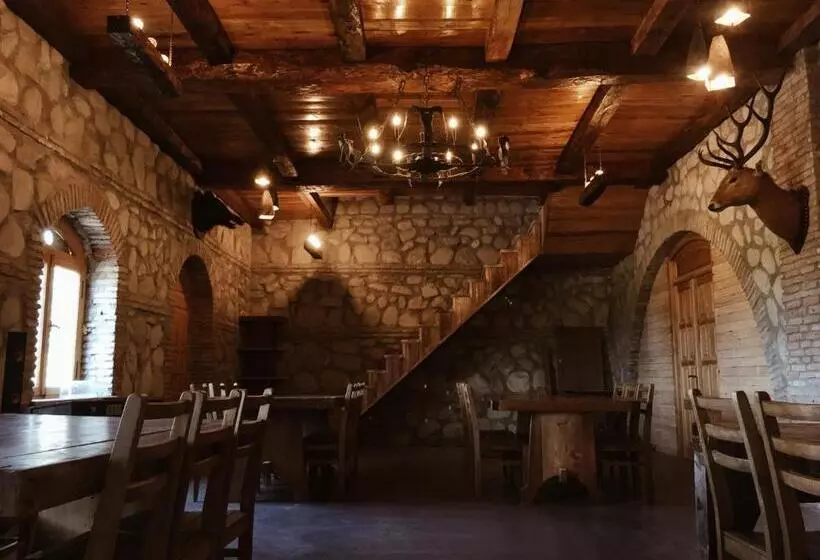 هتل Elizbar Talakvadze Winery