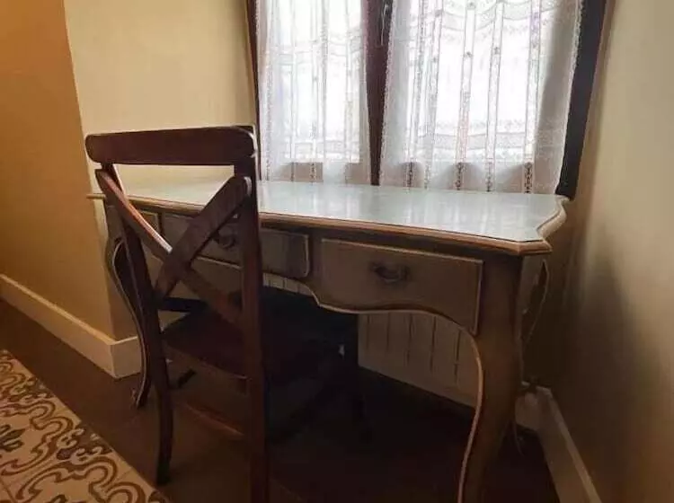 ホテル Retiro Del Teatro Almagro