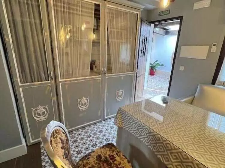 ホテル Retiro Del Teatro Almagro