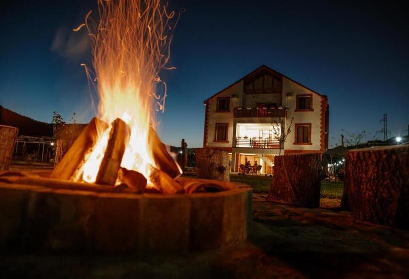 پانسیون Karse