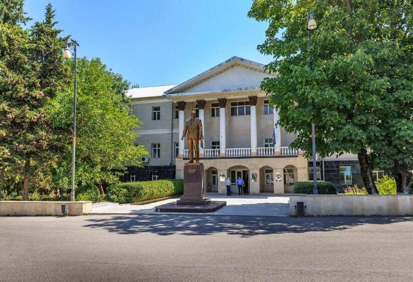 پانسیون Village Rooms Guesthouse