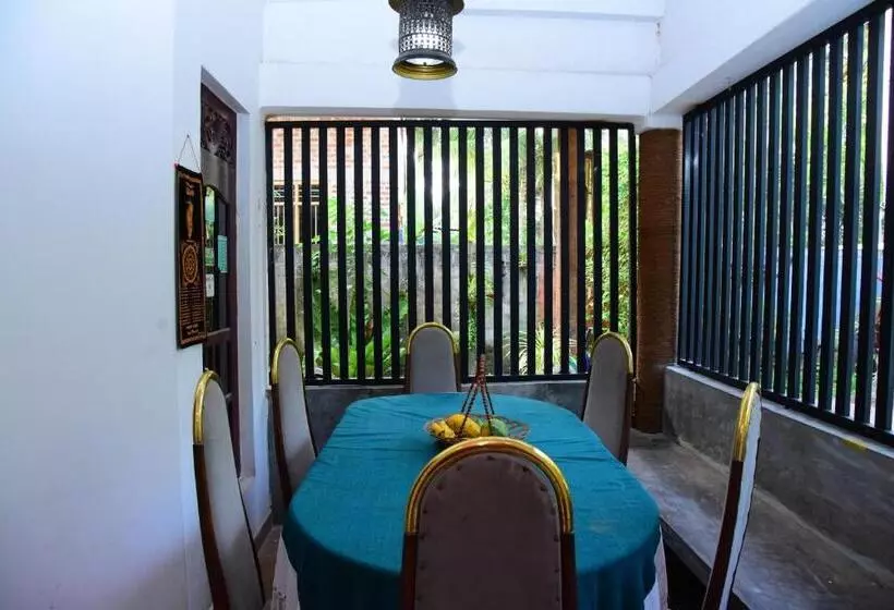 Airport Tourist Hostel