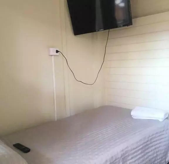 ユースホステル Hospedaje 2174