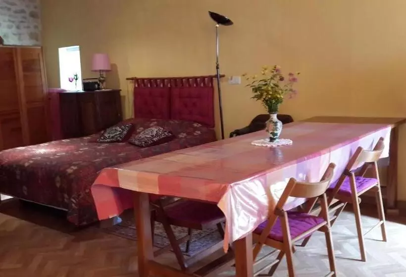 Bed and Breakfast Oniros