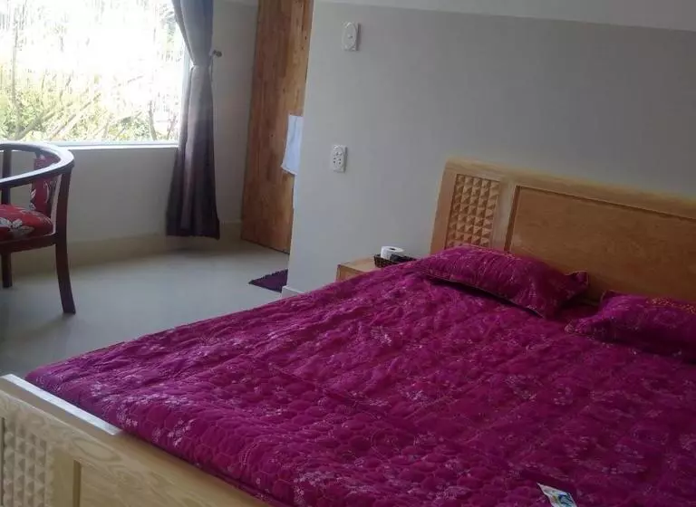 تختخواب و صبحانه Phu Loc Motel