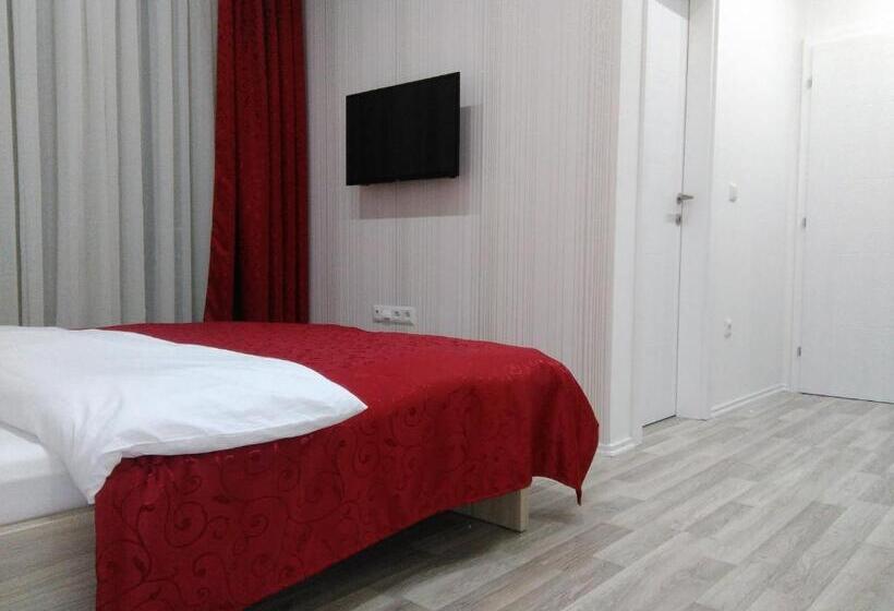 تختخواب و صبحانه Svadbeni Salon Stefan