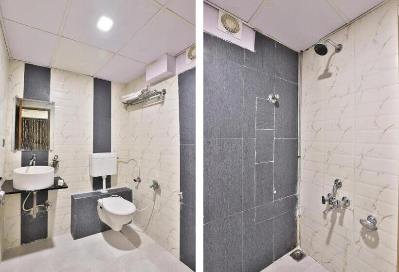 Hotelli Flagship The Grand Pritam