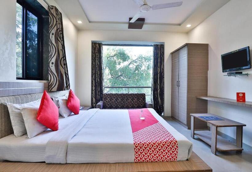 Hotelli Flagship The Grand Pritam