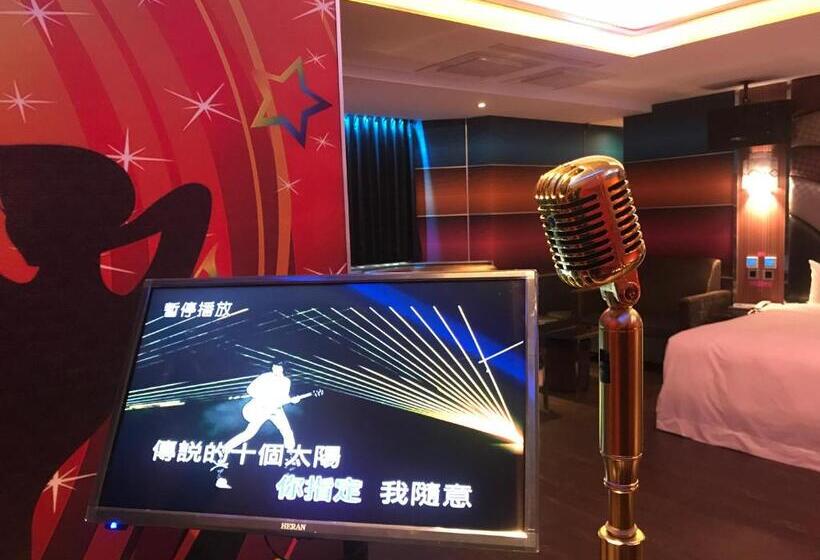 مُتل 艸日月汽車旅館