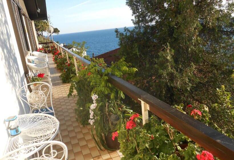 Пансион Garden Villa Sea View