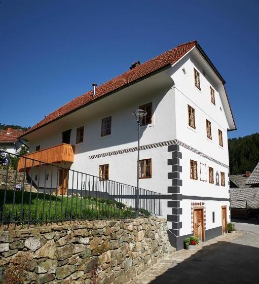 پانسیون Juvanova Hiša   Apartments And Rooms