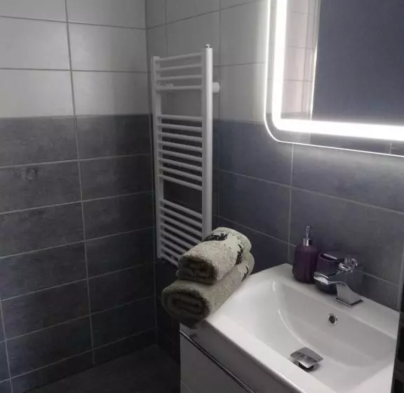 Majatalo Penzion U Splavu