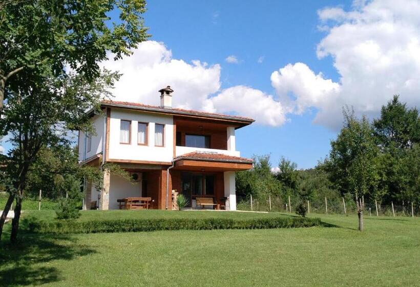 منتجع Sinjirite Complex