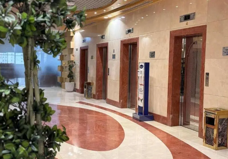 Al Safwah Hotel First Tower 1