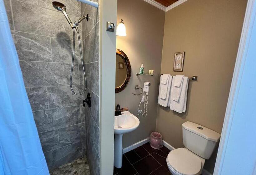 هاستل Kelly S Landing