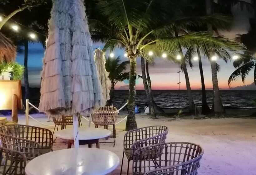 Casa Pilar Beach Resort