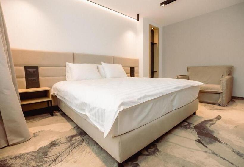 Hotel Alexandrion Experience