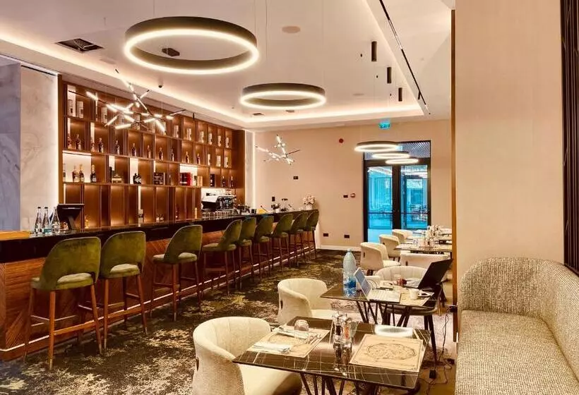 Hotelli Alexandrion Experience