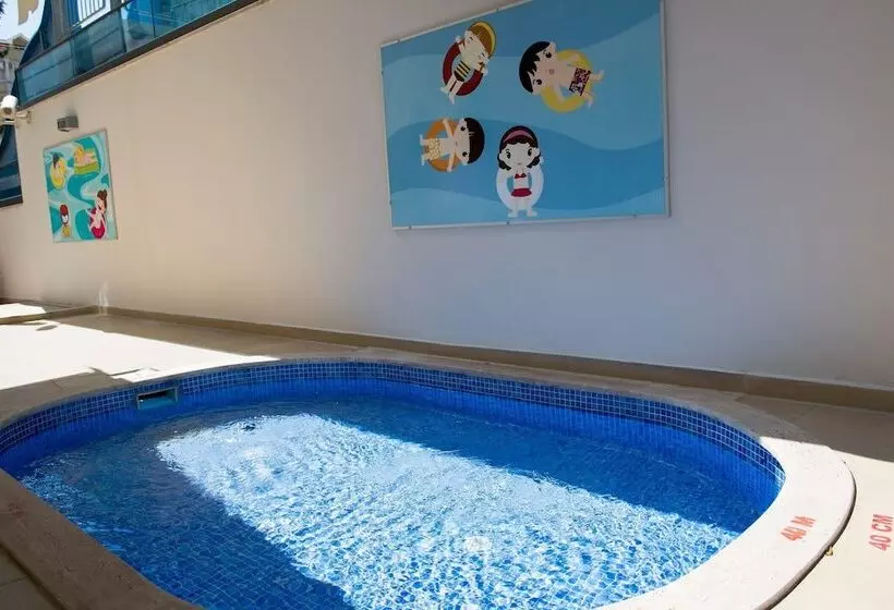 ホテル Aurasia Design