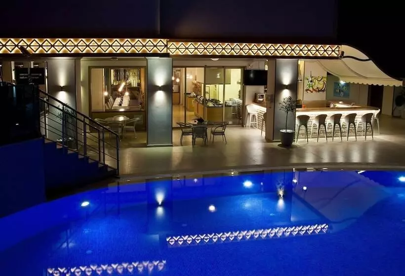 ホテル Aurasia Design