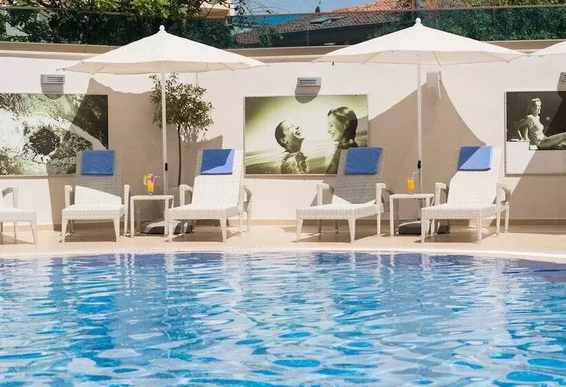 ホテル Aurasia Design