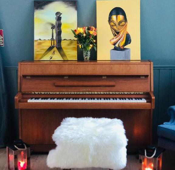 בית מלון כפרי Phillipshaugen Lodge