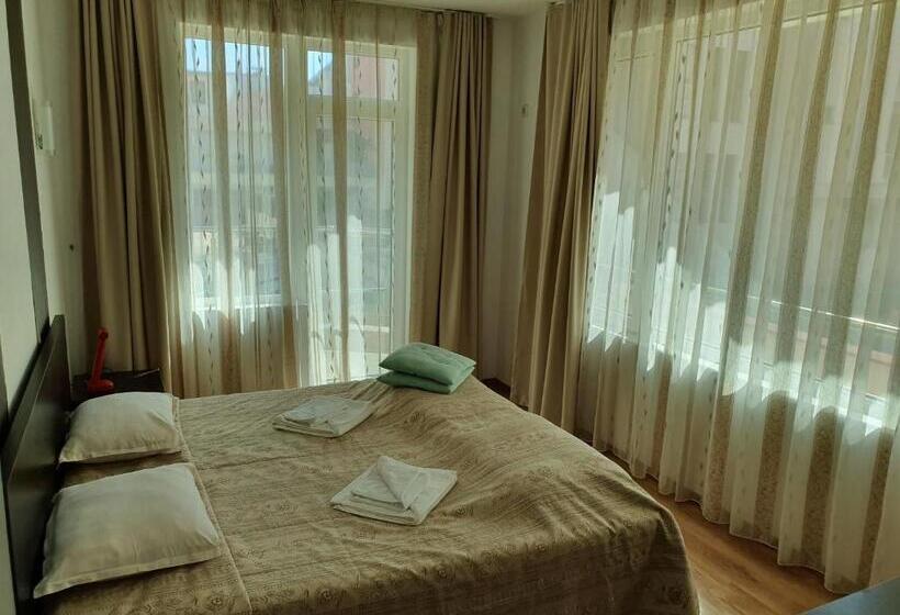 فندق Santa Maria