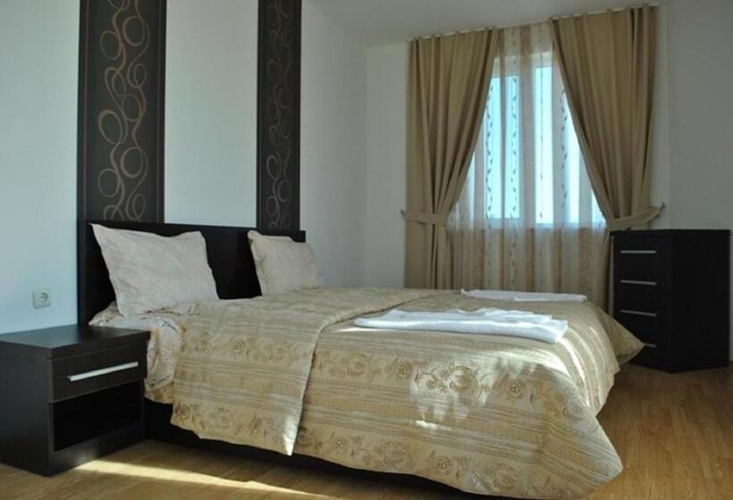 فندق Santa Maria