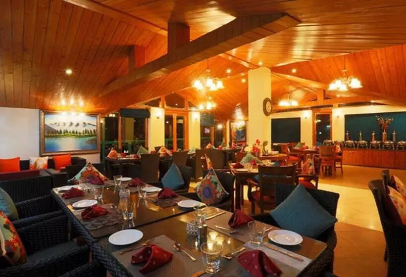 Mongas Hotel & Resort