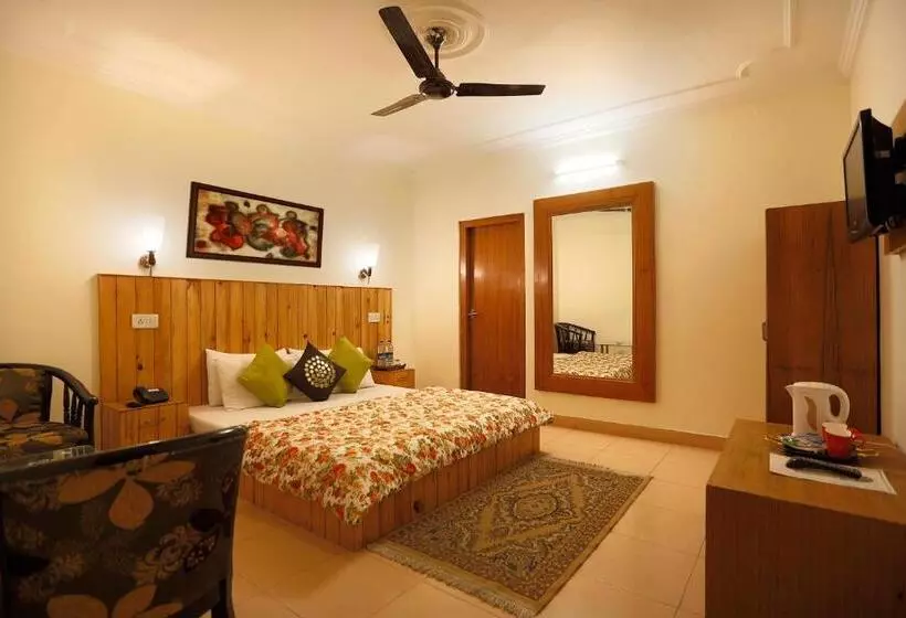 Mongas Hotel & Resort