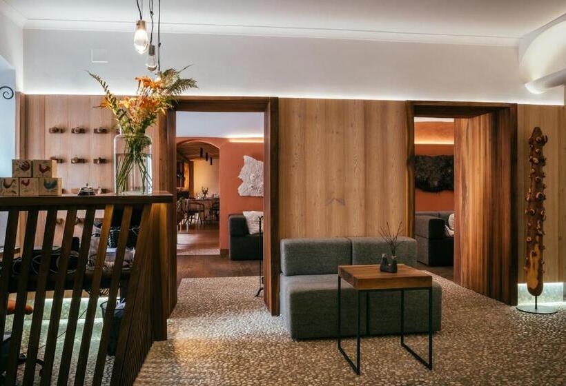 پانسیون House Raduha