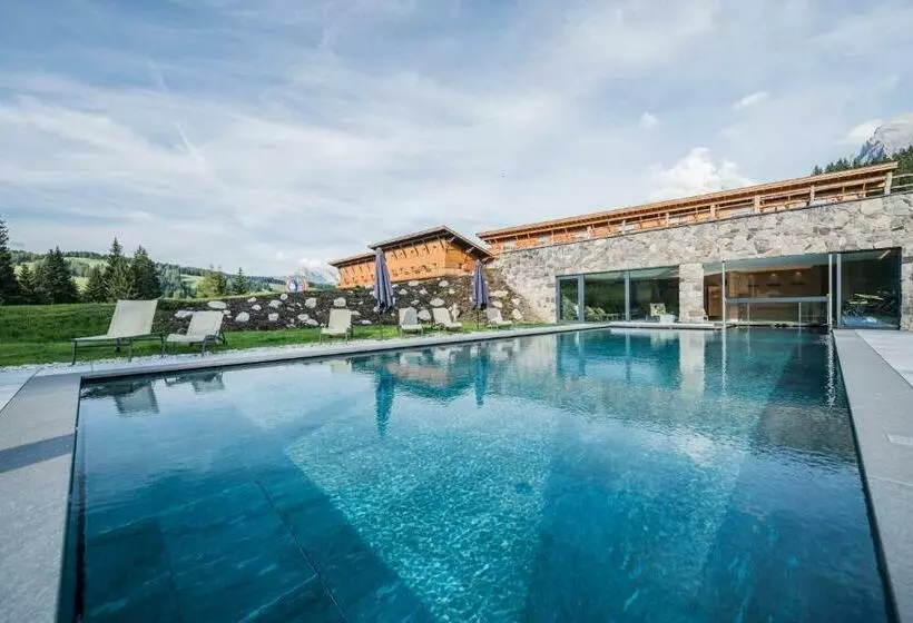 Sporthotel Floralpina