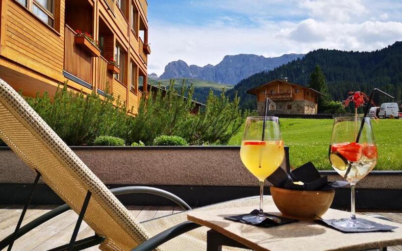 Sporthotel Floralpina