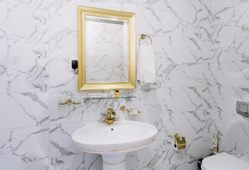 Pga Hotel Free Shuttle To Airport