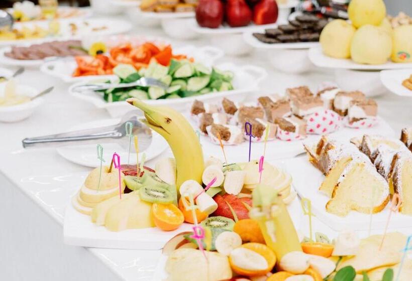 Pga Hotel Free Shuttle To Airport