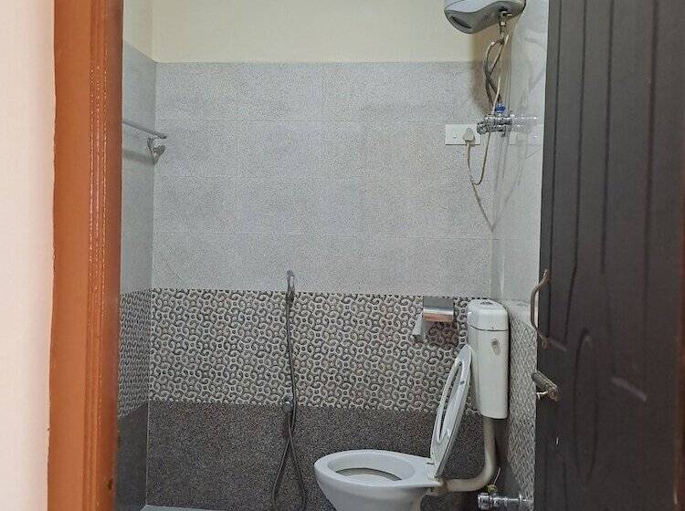 ホテル Great Eastern Valley Residency