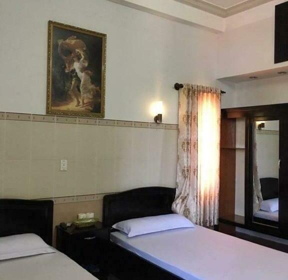 هتل Khách Sạn Hồng Kông