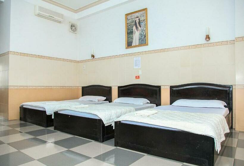 هتل Khách Sạn Hồng Kông