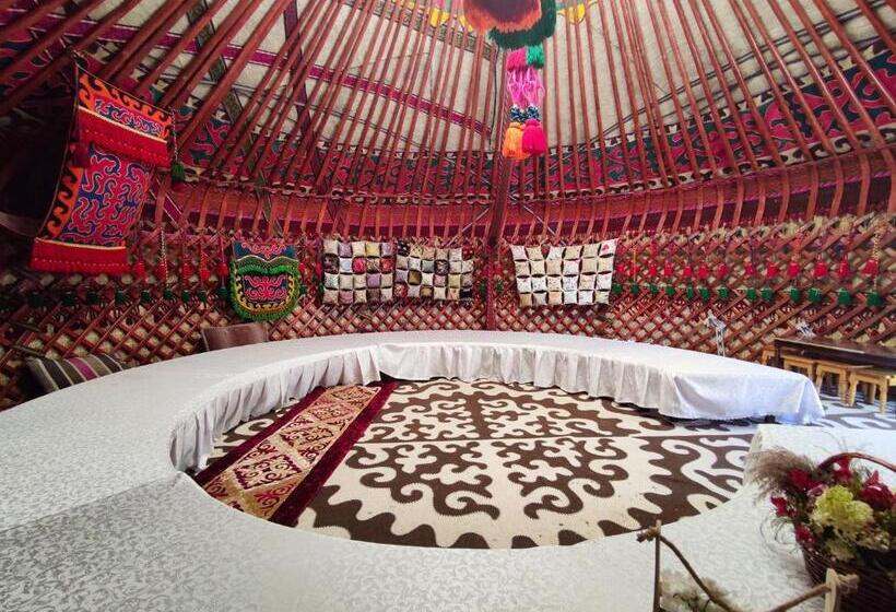 پانسیون адилет