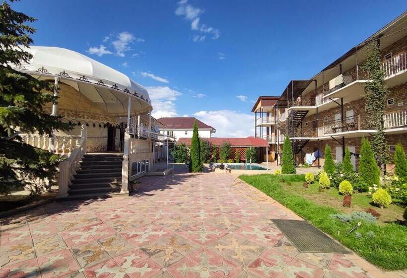 پانسیون адилет