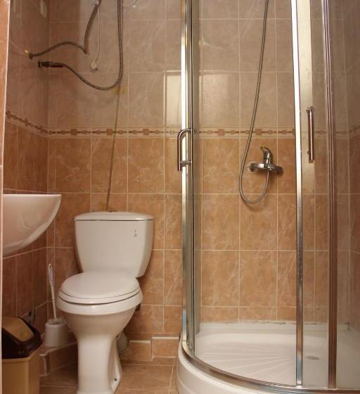 پانسیون адилет