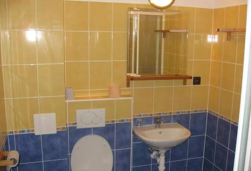 Majatalo Penzión Normandia