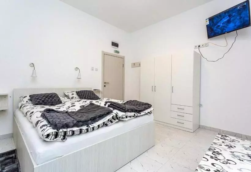 پانسیون Vila ćirković   U Centru Sokobanje