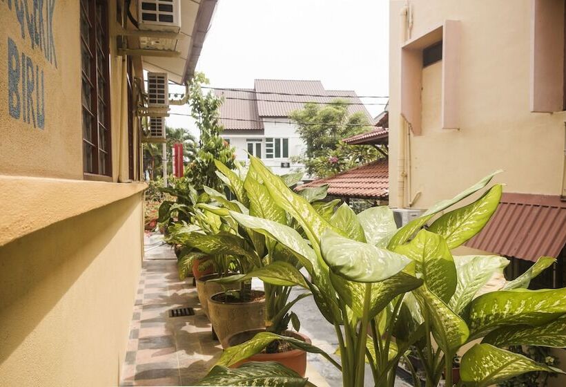 בית מלון כפרי Anggerik Lodging