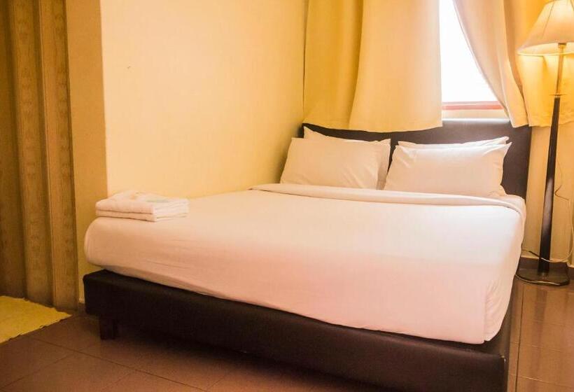 בית מלון כפרי Anggerik Lodging