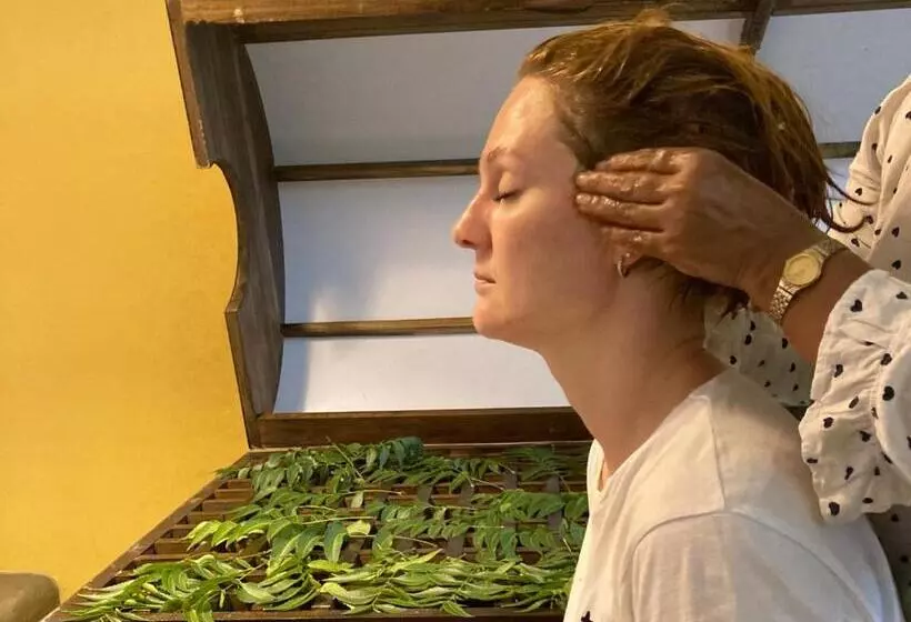 Hotel Handagedara Resort & Spa